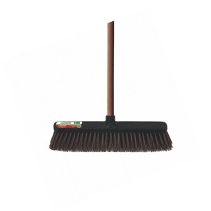 Vassoura Piaçava Sintética 45cm com Cabo 1.40m